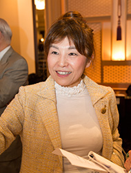 青木裕子さん (朗読家・軽井沢朗読館館長・軽井沢町立図書館館長)