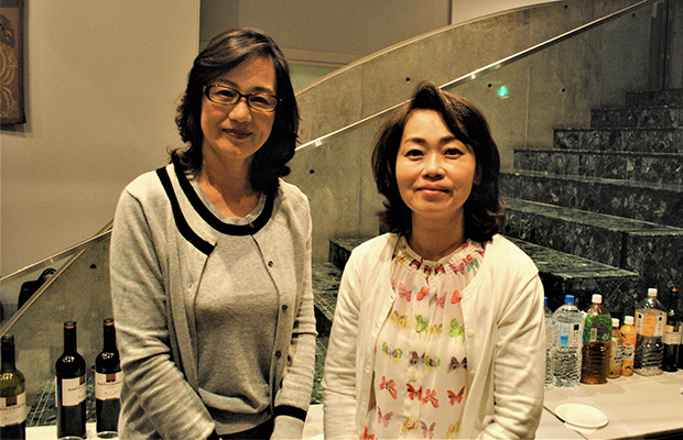 栢菅さん(右)と加藤さん