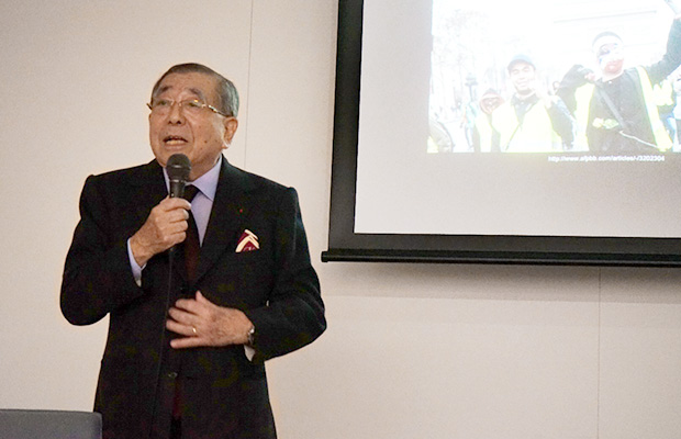 「黄色いベスト運動」について解説する磯村氏